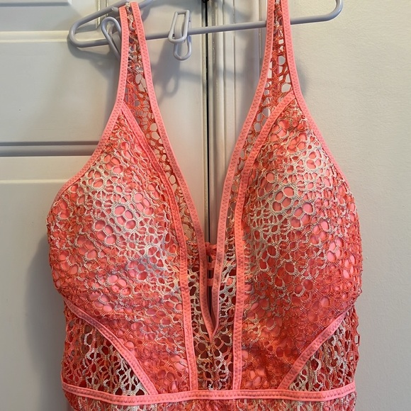 BECCA XL One Piece Bathing Suit NWT - Picture 2 of 7